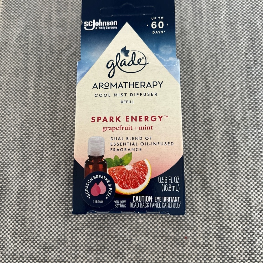 Glade Cool Mist Diffuser Oil Refill Spark Energy Grapefruit + Mint 0.56